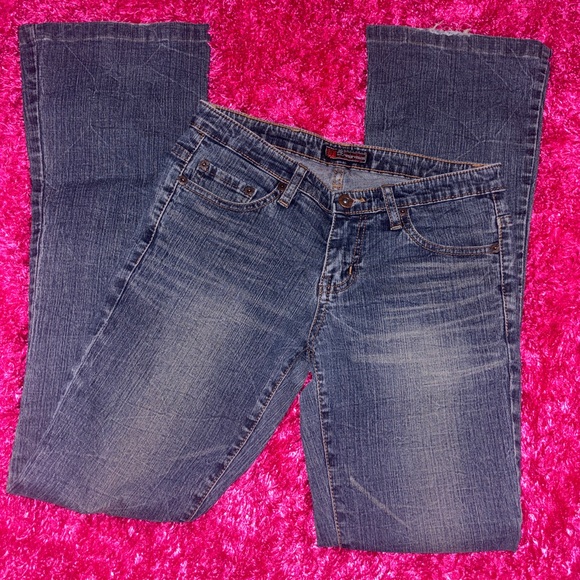 VINTAGE Y2K JEANS ⭐️ - Picture 2 of 4